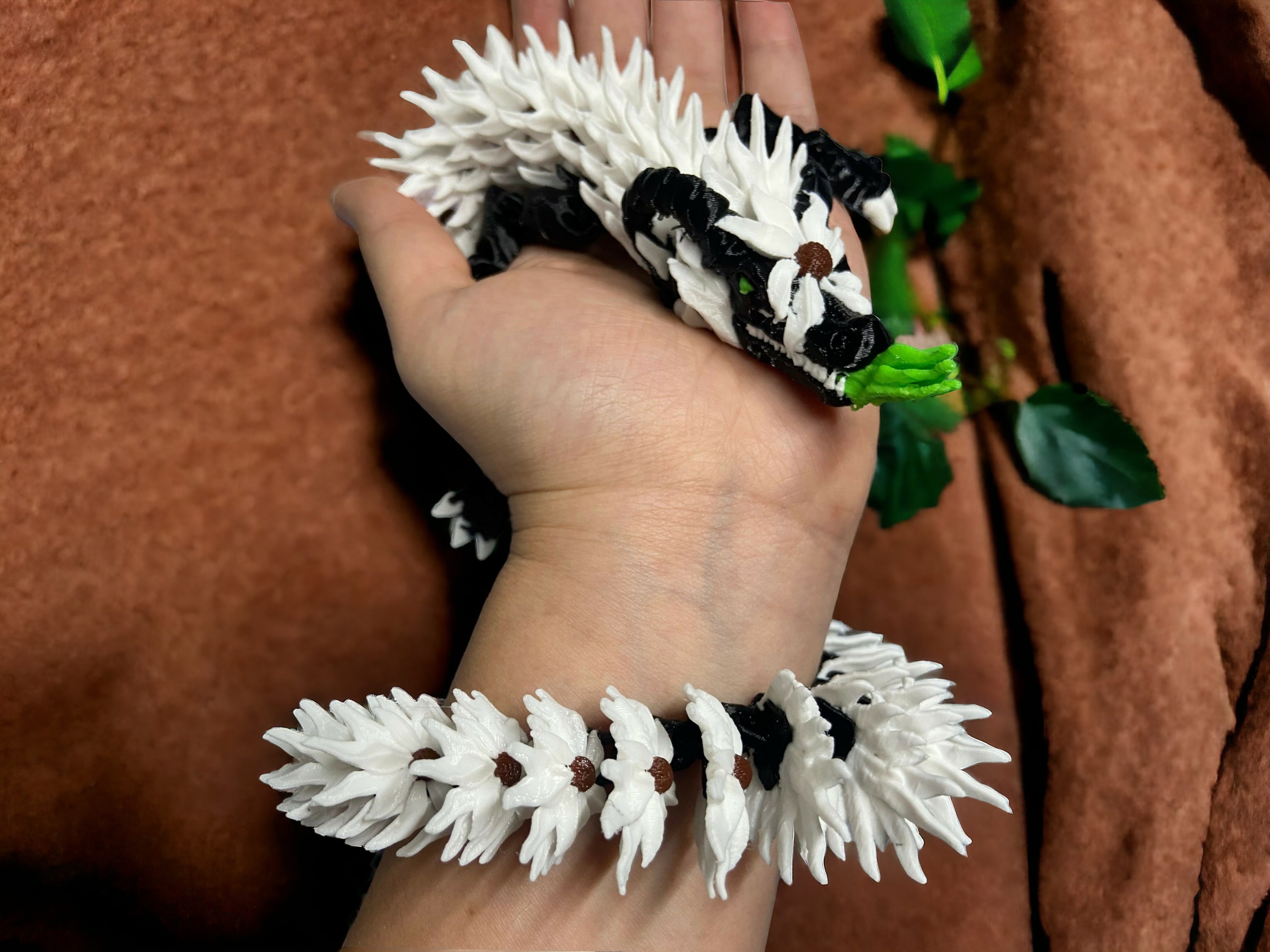 ARTICULATED FLOWER DRAGON